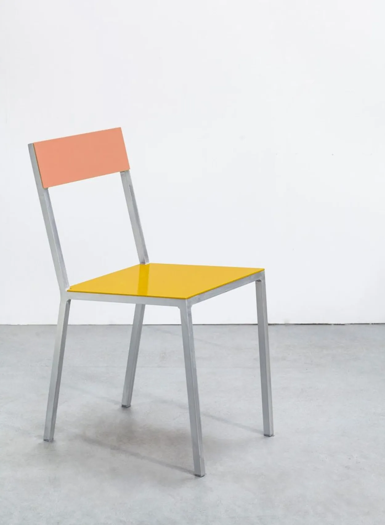 SUSAN BIJL Meubels^Alu Chair, Yellow Seat, Pink Back - Muller Van Severen