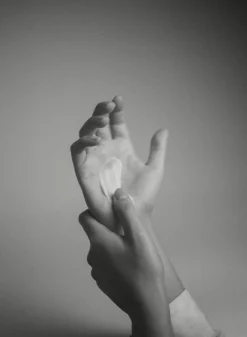SUSAN BIJL Handverzorging^Apothecary - Frama