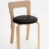 SUSAN BIJL Meubels^Chair 65, Legs Birch, Seat Black - Artek