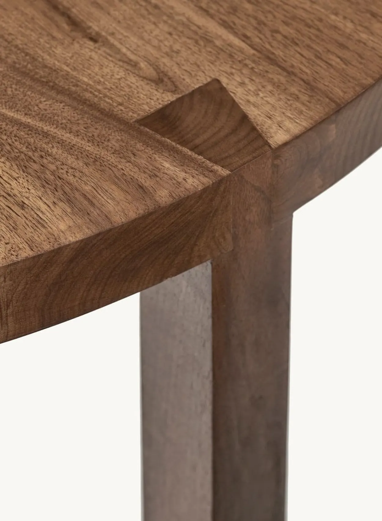 SUSAN BIJL Meubels^Dining Table Walnut Solid, Large - Atelier 365