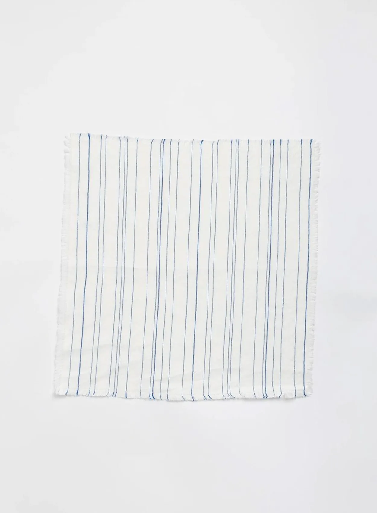 SUSAN BIJL Kitchen & Tableware^Greta Napkin, White/Cobalto - Chiarastella Cattana