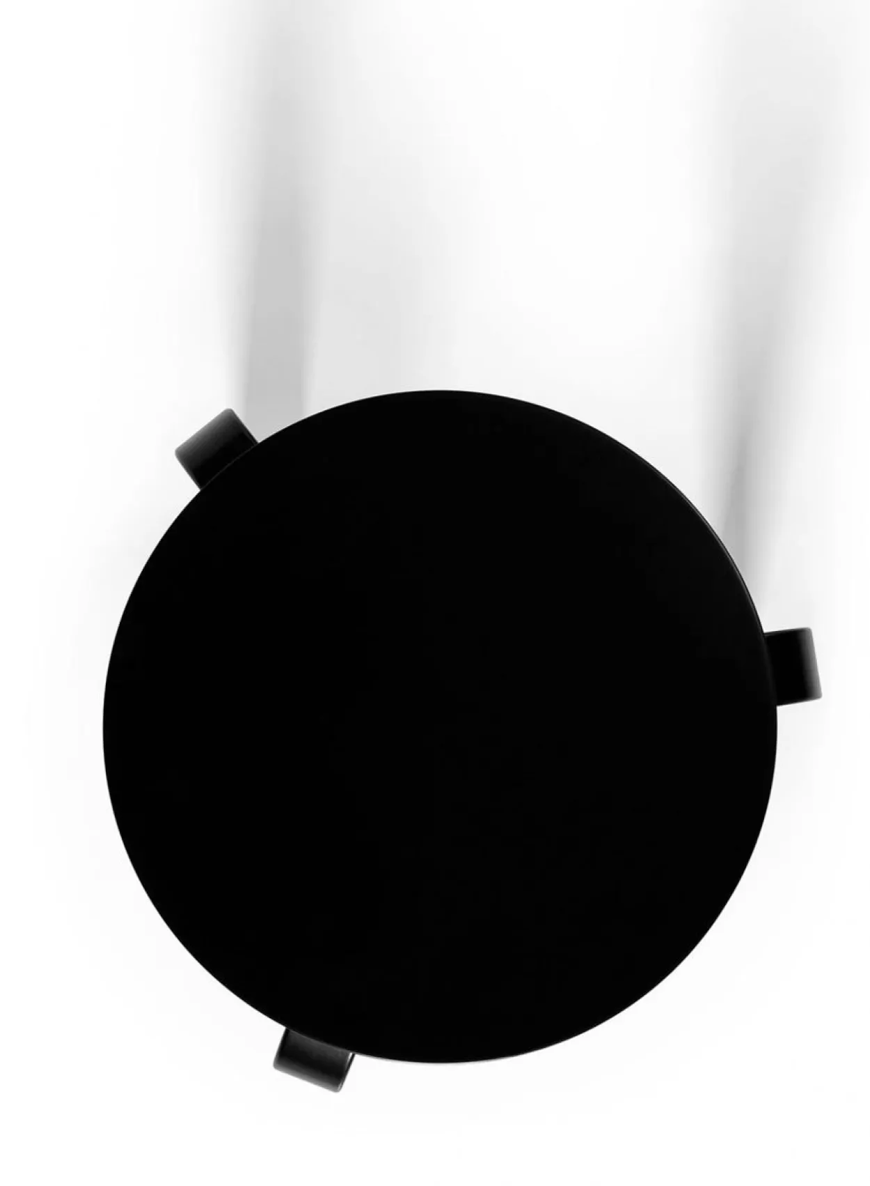 SUSAN BIJL Meubels^Stool 60, Legs Black, Seat Black - Artek