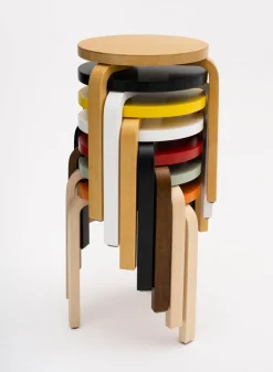 SUSAN BIJL Meubels^Stool 60, Legs Honey, Seat Yellow - Artek
