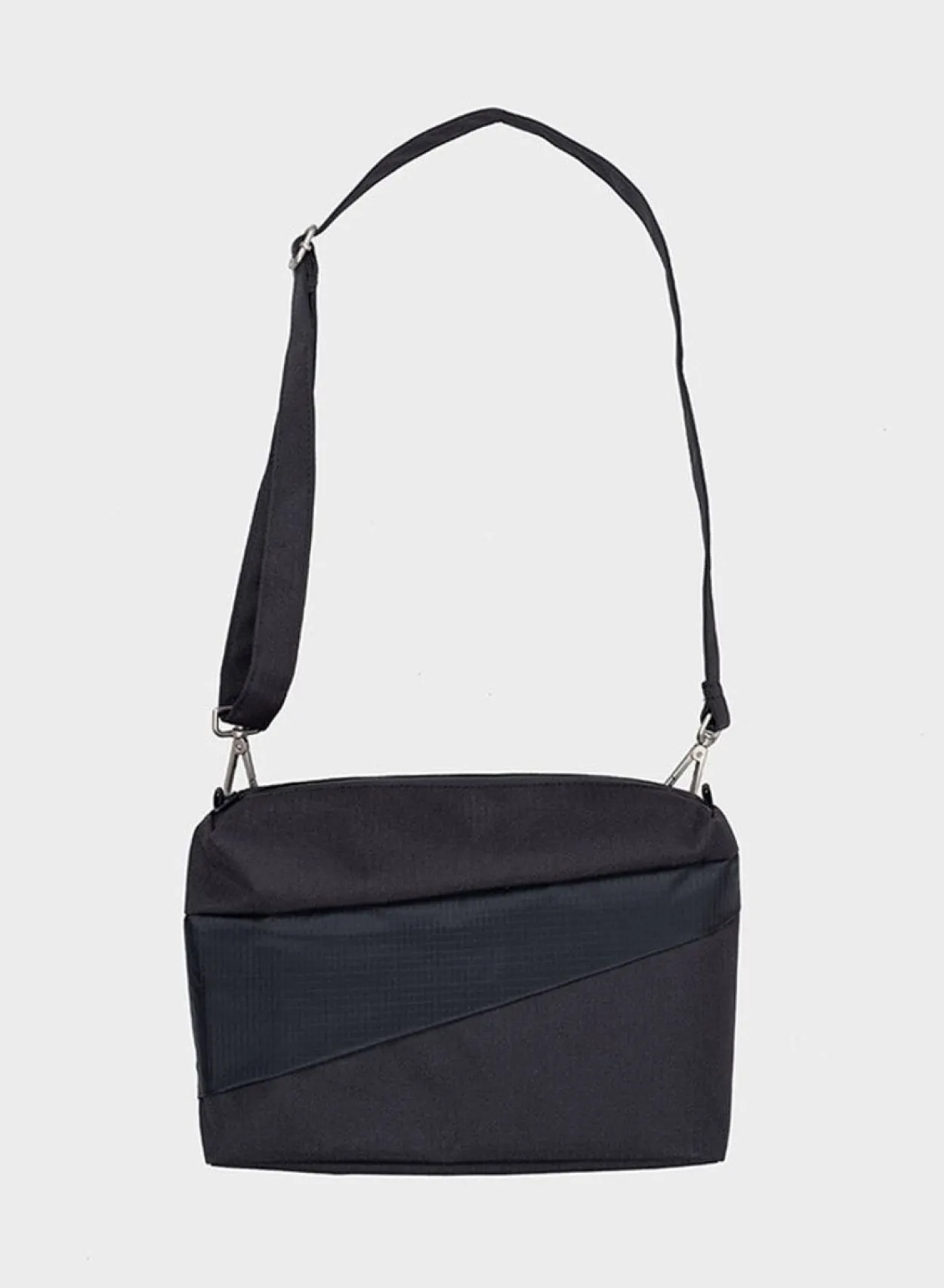SUSAN BIJL The New Bum Bag^The New Bum Bag Black & Black Medium