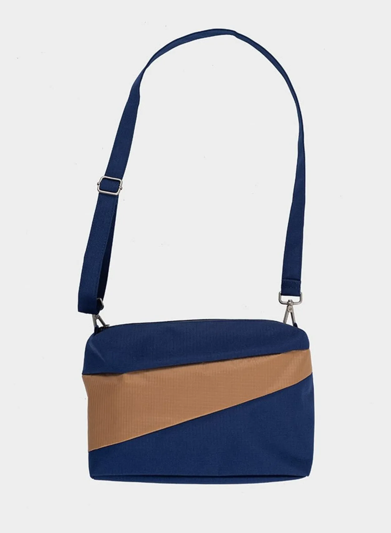 SUSAN BIJL The New Bum Bag^The New Bum Bag Navy & Camel Medium