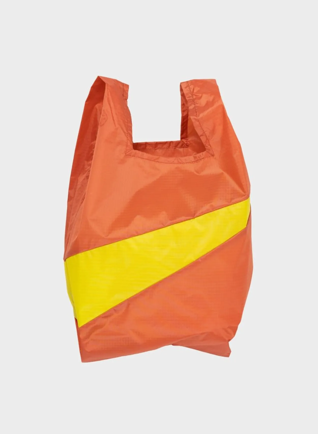 SUSAN BIJL The New Shopping Bag^The New Shopping Bag Game & Sport Medium