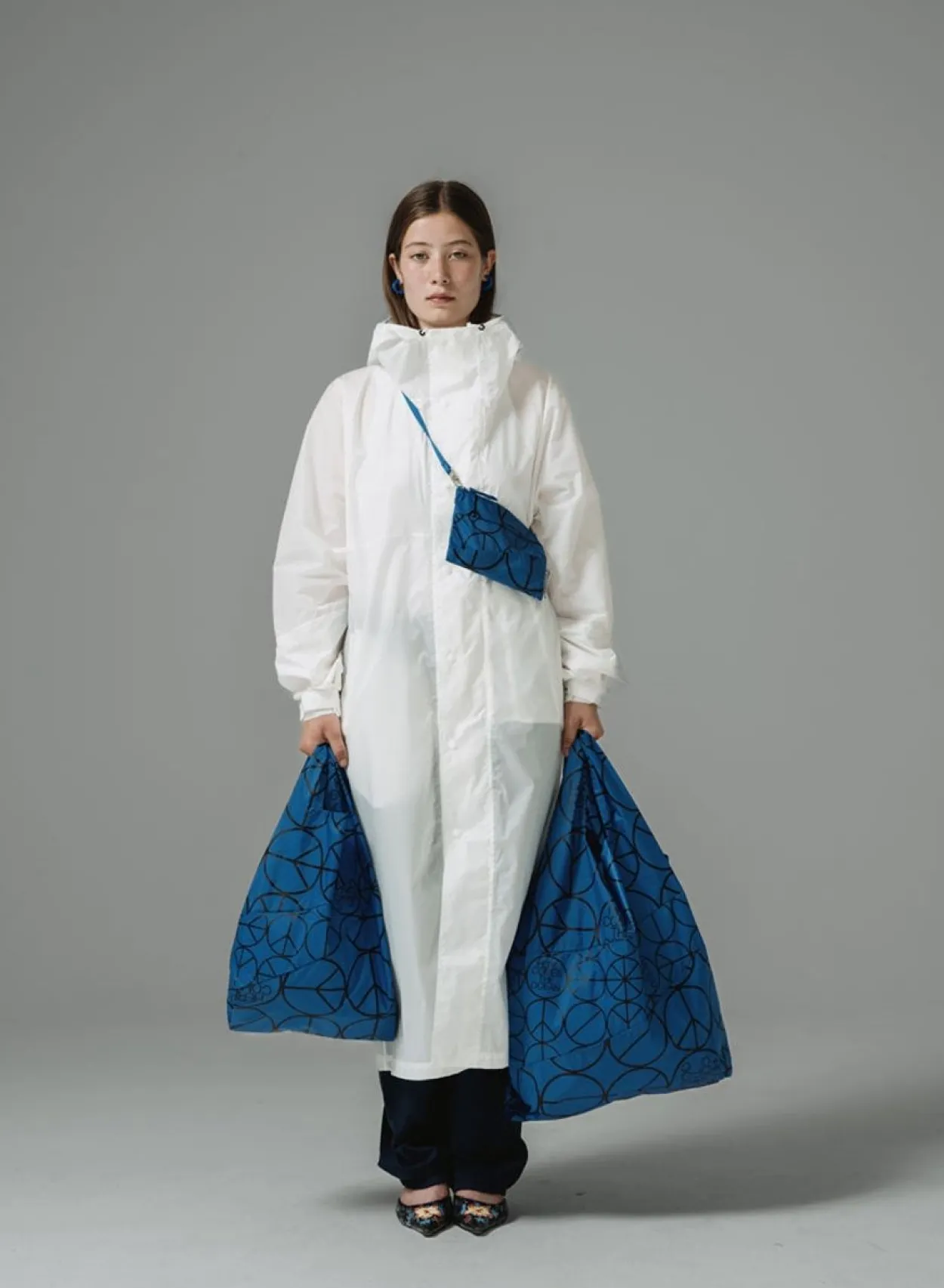 SUSAN BIJL The New Shopping Bag^The New Shopping Bag Peace Blue Large